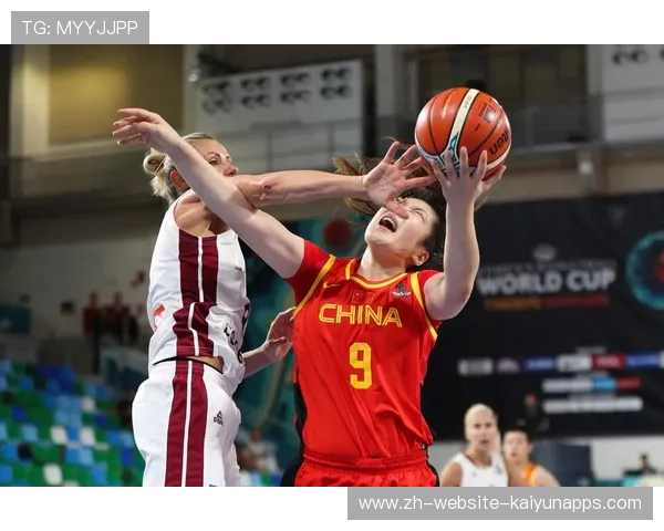 上海女篮步步为营,李月汝带队稳扎稳打取胜